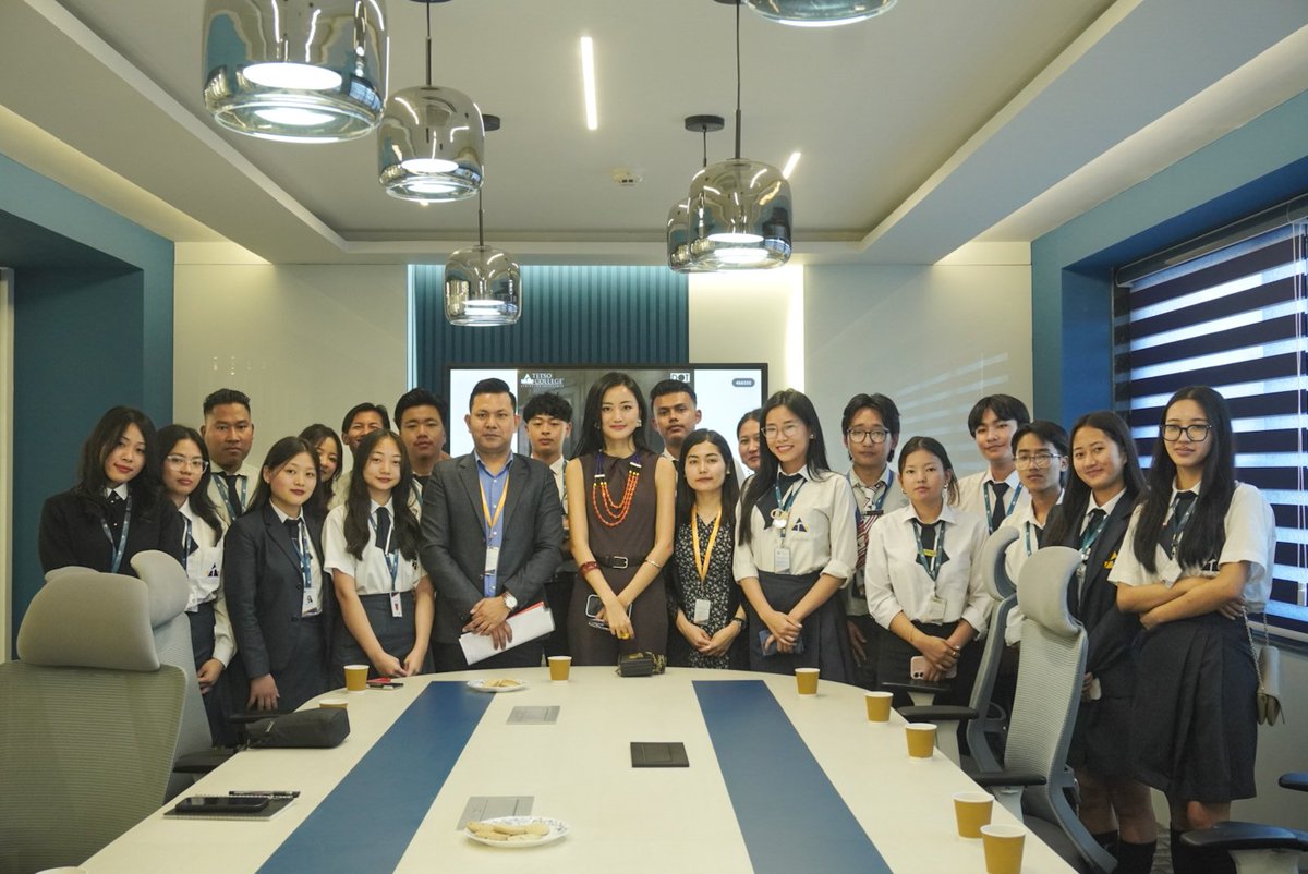 Kvulo Lorin tweet media