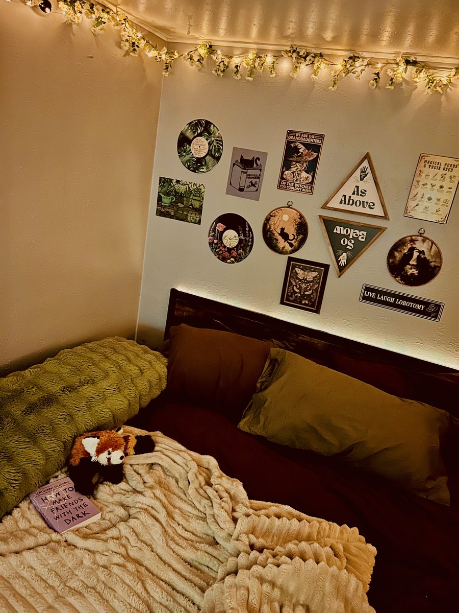 𝓂𝑒𝓁 ☾ tweet media