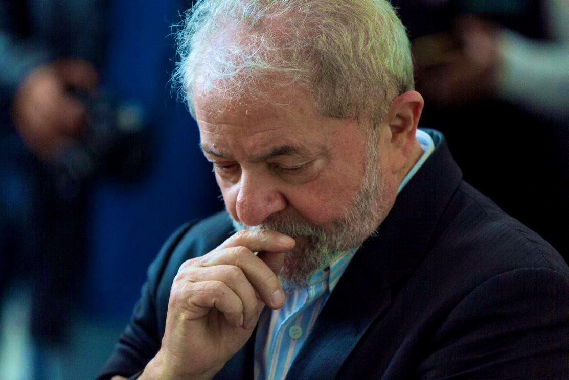 🚨URGENTE - GSI de Lula informa que um de seus integrantes acaba de cometer suicíd1o na entrada de serviço do Palácio da Alvorada

Um inquérito policial militar será instaurado para apurar os fatos.
