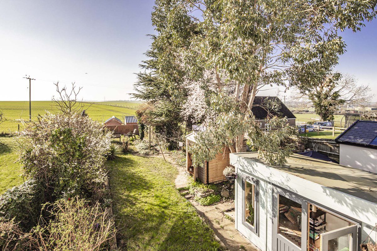 Warmingham & Co tweet media