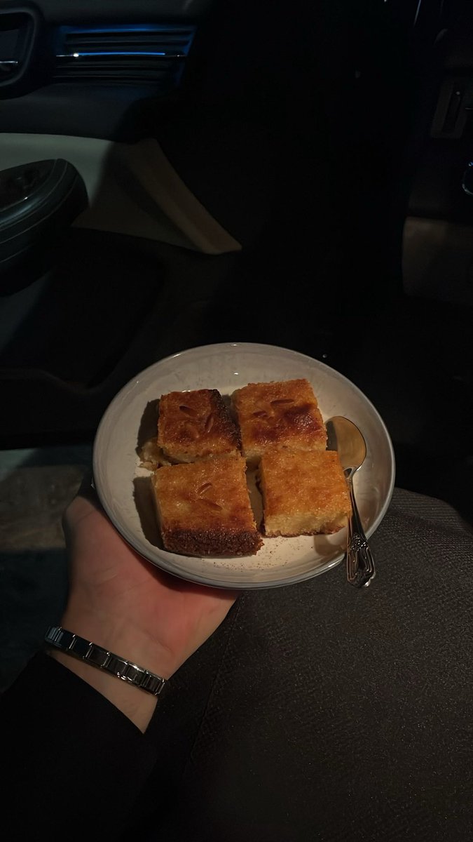 فَارس tweet media