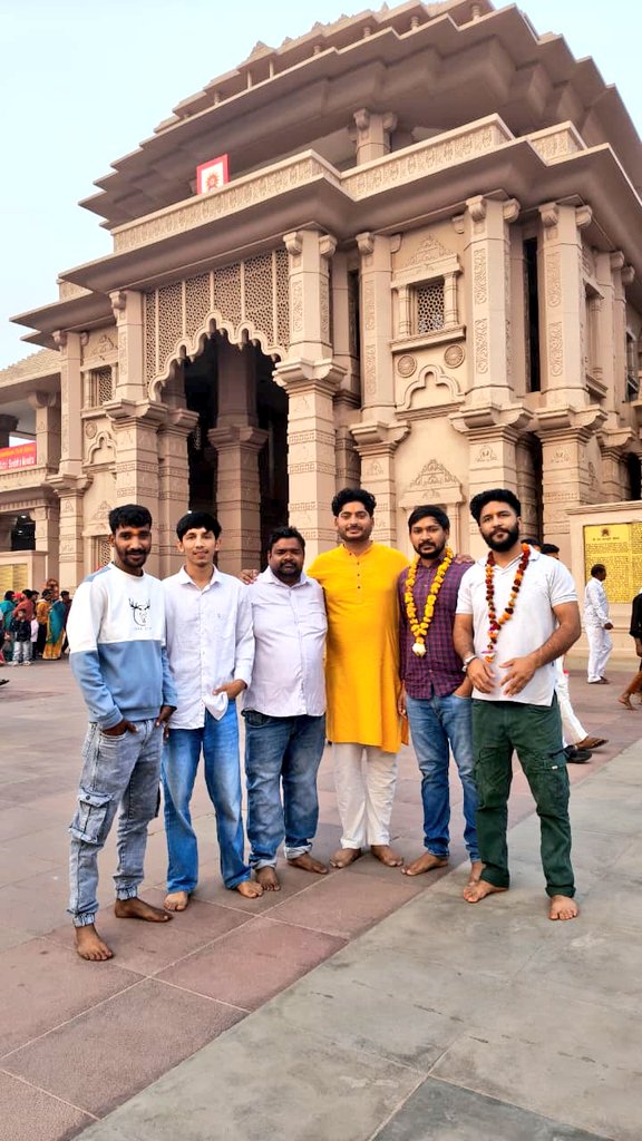 Roti Bank Varanasi tweet media