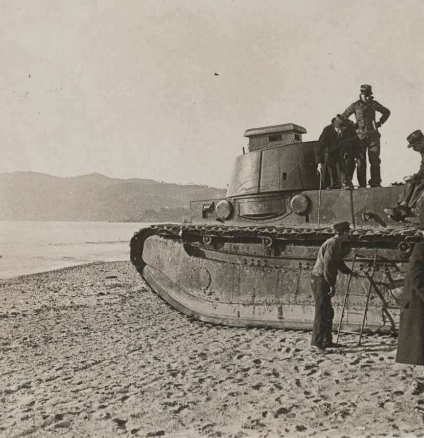 Andrew Hills tweet media