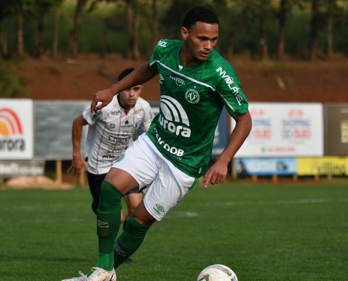 Lucas Medeiros tweet media