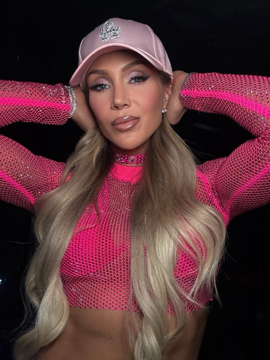 Charlotte tweet media