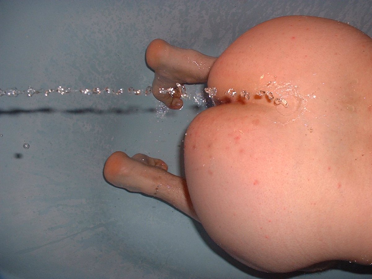 <a href="/HungTwinks/">Hung Twink | Top</a> 💥 Putain, Maîtres ! 😈🔥 J'adore m'occuper de toutes les queues de mâles dominants comme celles-ci, les sucer, avaler chaque goutte, être votre urinoir vivant ! 🧎‍♂️🍆💦👅 
💯% Consentant à toute soumission et humiliation : Pissez-moi dessus, bred raw, utilisé en public sans