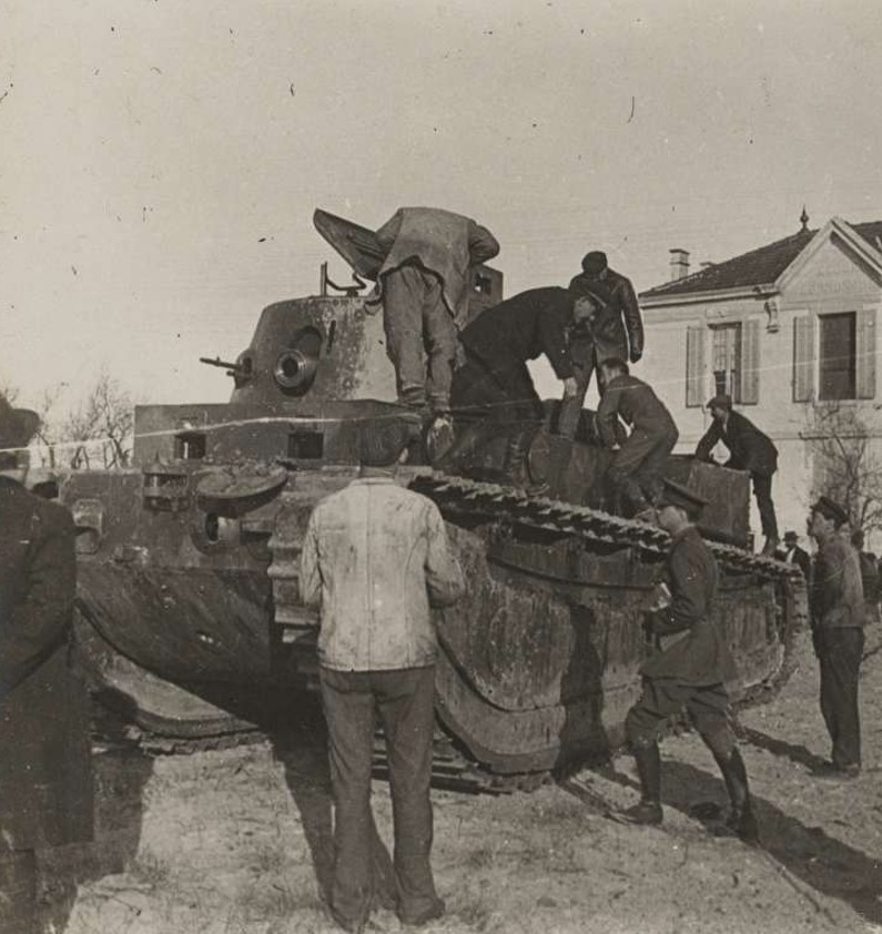 Andrew Hills tweet media