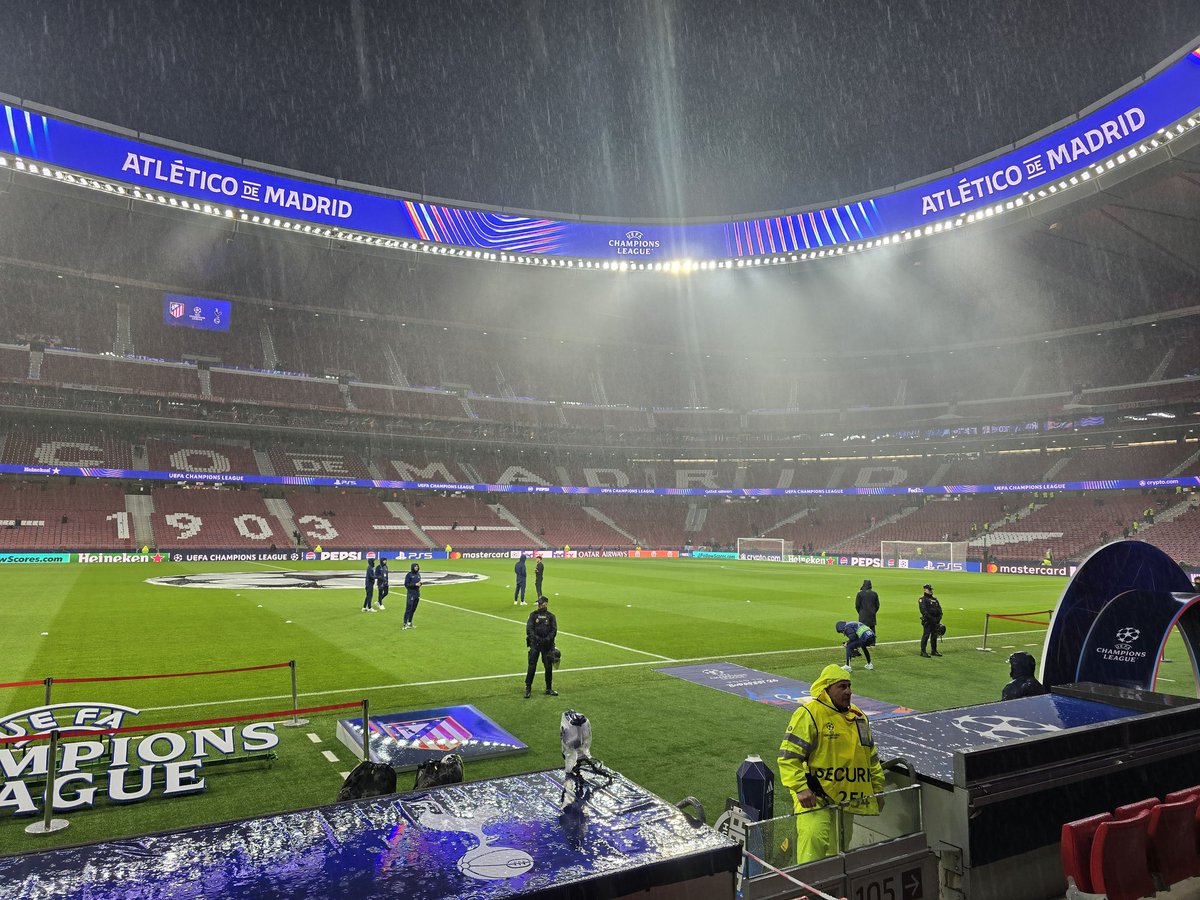 Chris Cowlin tweet media