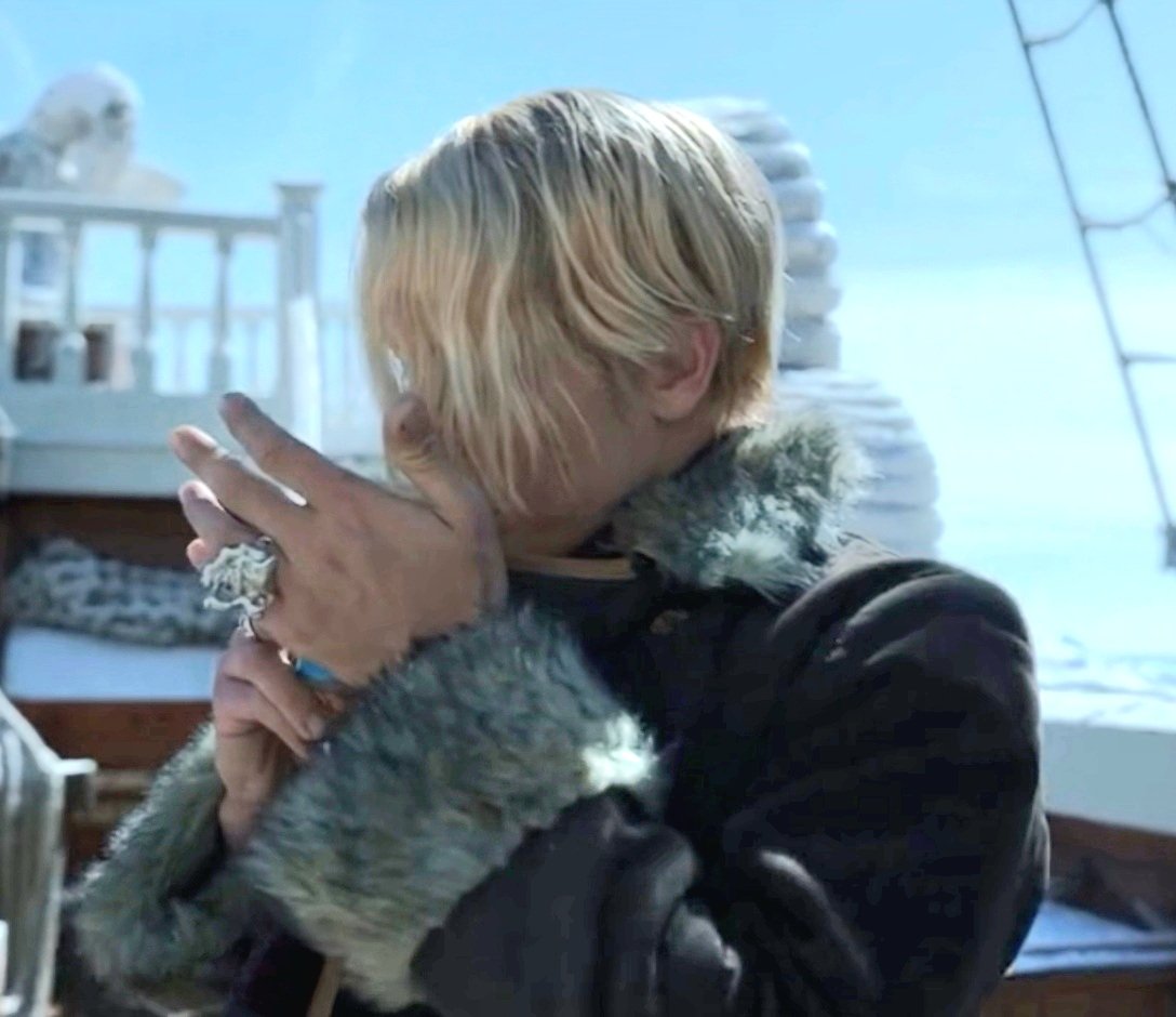 Taz Skylar daily tweet media