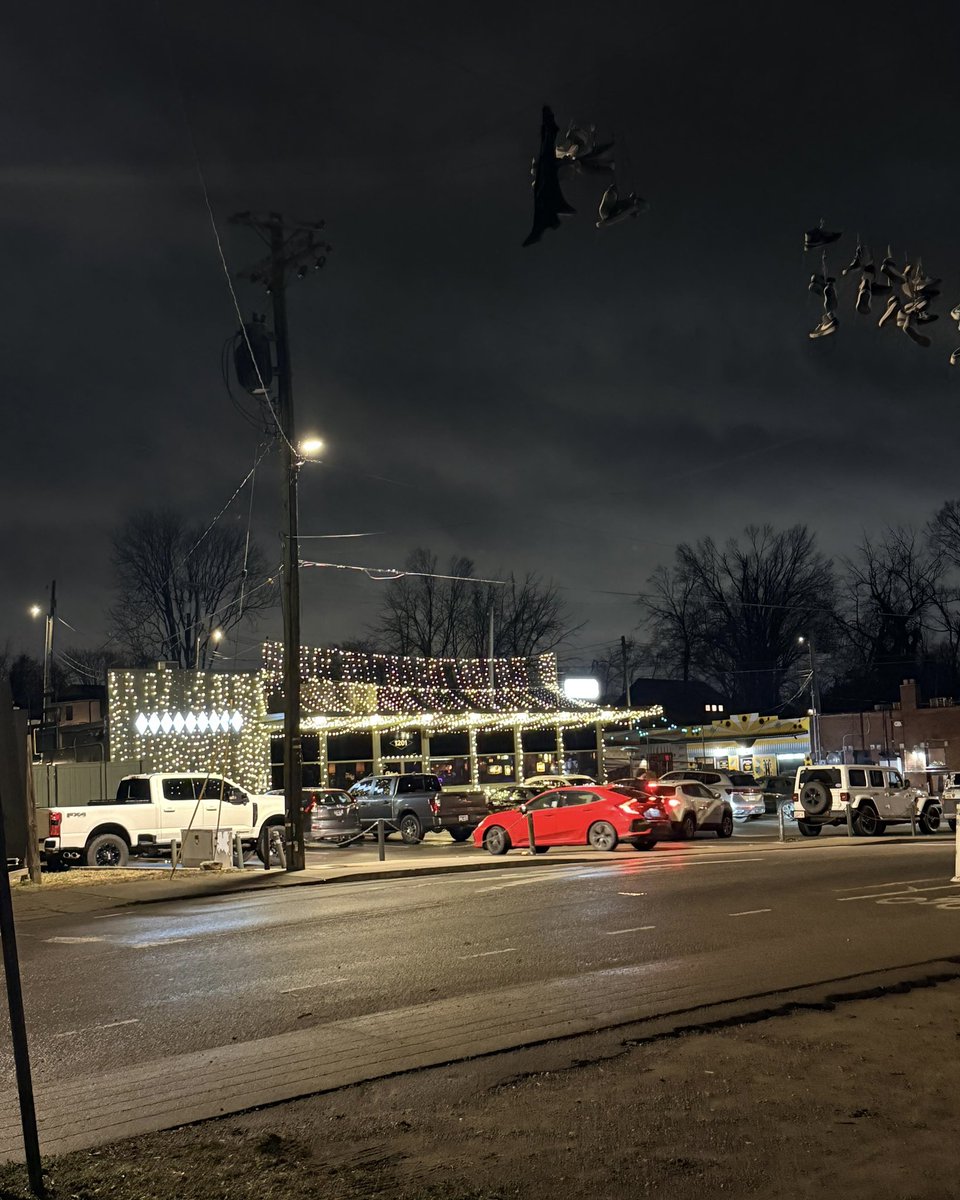 Dermot Kennedy tweet media