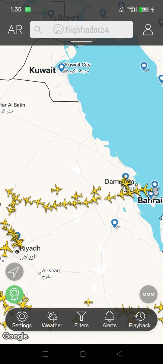 It looks like a lot of people are making their way out of Bahrain! ✈️ This map shows quite a few flights headed away from the region. Safe travels to everyone on the move! 🌍🗺️ #Travel