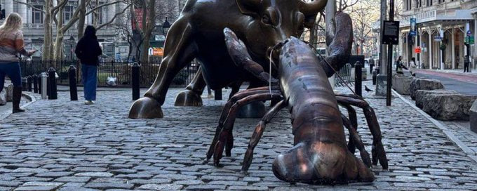 madapescall's tweet photo. The wallstreet Lobster meme. New launch. Good branding and ticker. Ad. Degen. DYOR

https://t.co/VzkdRXMXdv
https://t.co/tx7EvvHPPR

Ctj6G1xXzvrBq351kv9fHKLALhJR8S8TmwD4XMBVpump https://t.co/c6Kbf2XVTW