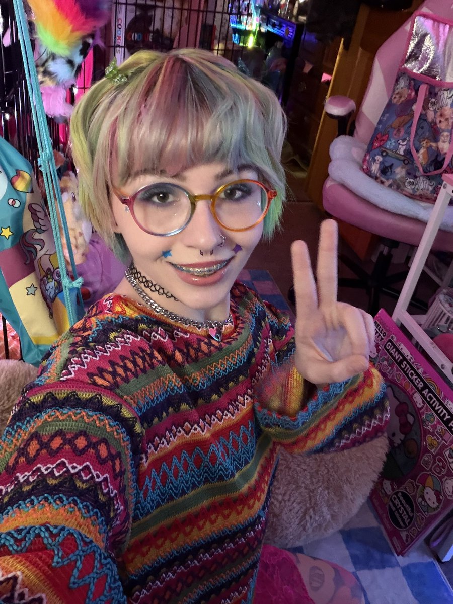 ☆ dolly ☆ tweet media