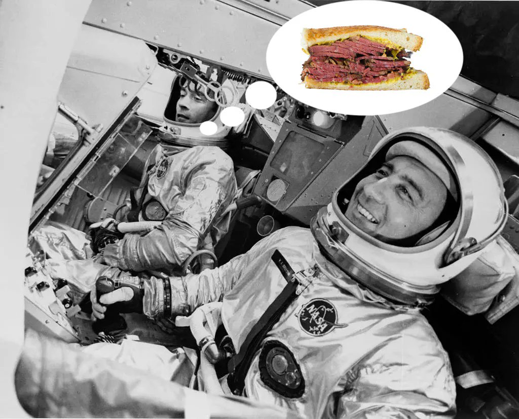 VisionaryVoid tweet media