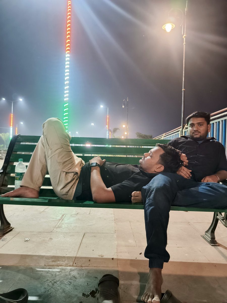 AmitKumarOffic3's tweet photo. #Marinedrivepatna #Vibes https://t.co/hqlFqZbvW3