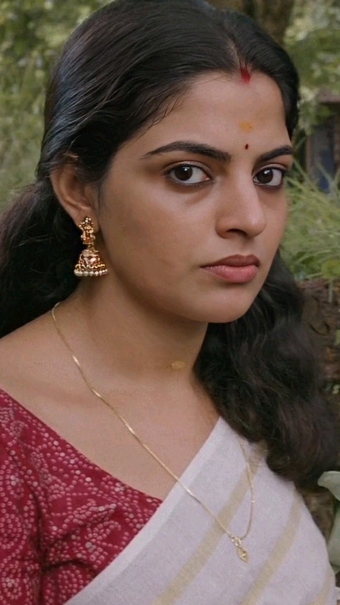 Keerthi sissy tweet media