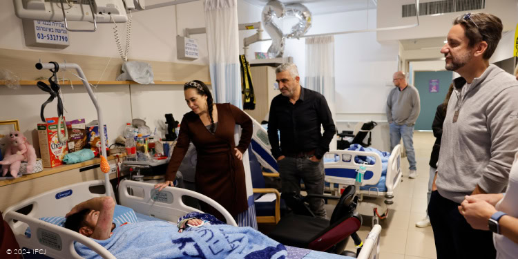 Exposing Clay Travis tweet media