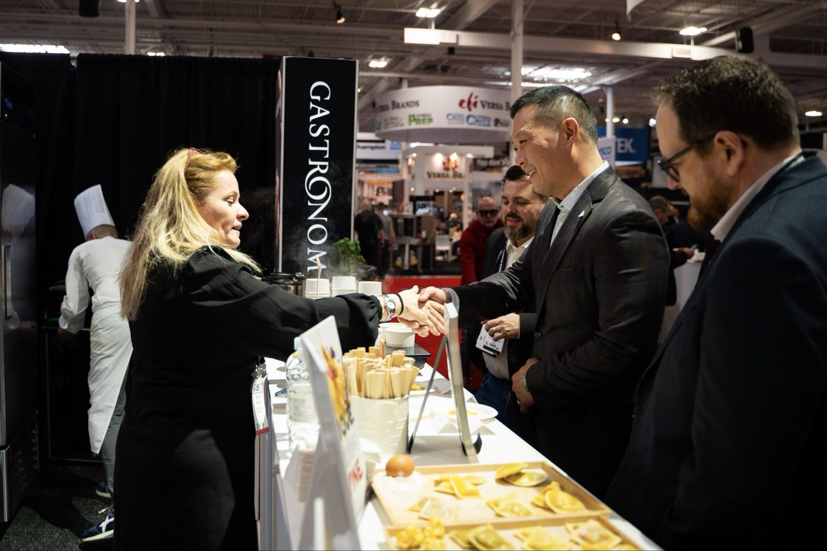 Stan Cho tweet media