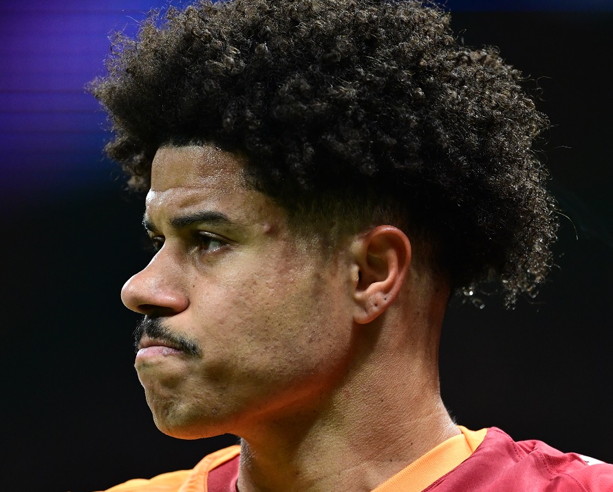 Galatasaray'da ilk 50 dakika:

💥 En çok ikili mücadele kazanan: Gabriel Sara
💥 En çok adam eksilten: Gabriel Sara
💥 En çok kilit pas atan: Gabriel Sara