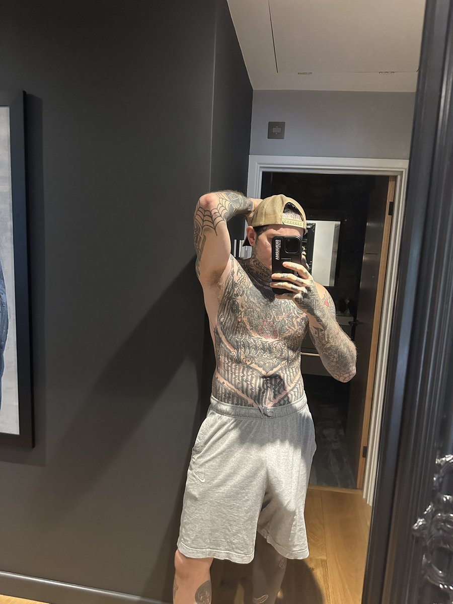 FilthyFoxxs's tweet photo. How’s my gym pump? https://t.co/w3nN2l0h9R