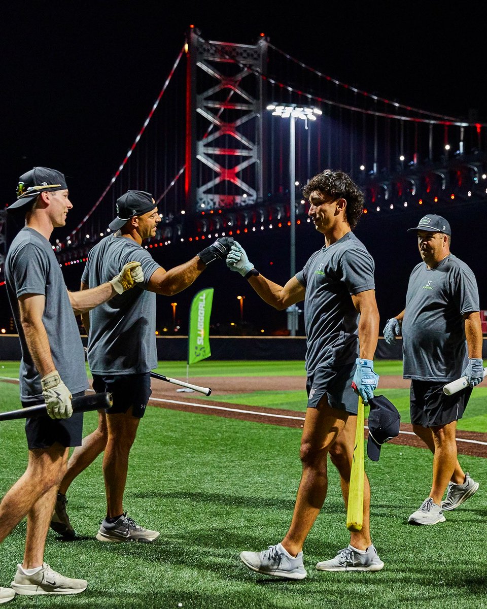 Sluggball tweet media