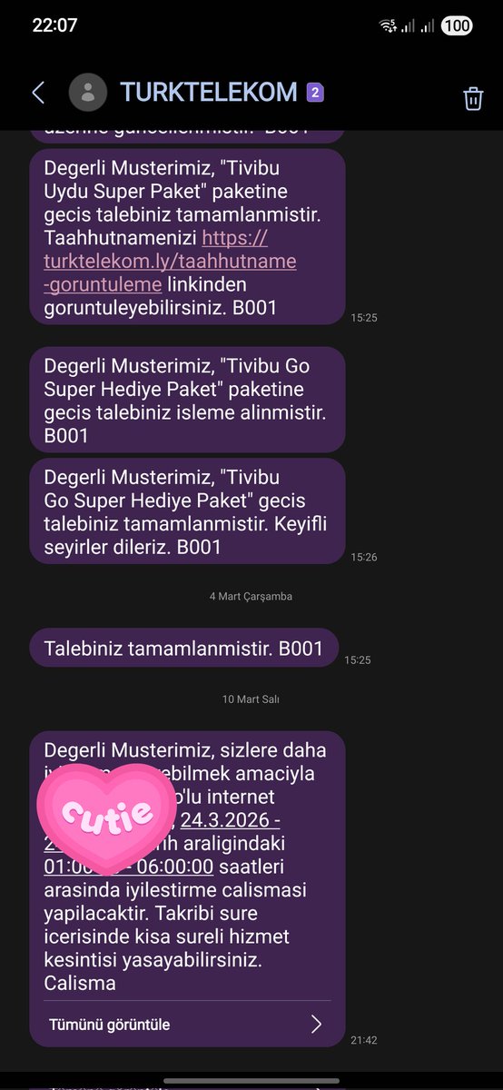 Ulan <a href="/TurkTelekom/">Türk Telekom</a> her dediğinize tamam diyoruz ama siz tam 3 yıldır her kanaldan başvurmama rağmen binamın içine kadar giren fiberi daireye vermiyorsunuz bir de zırt pırt internetimi kesiyorsunuz yazıklar olsun. Hakkımı helal etmiyorum.