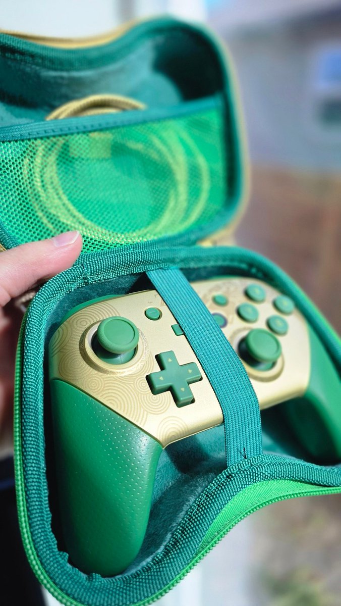 CreativeWilds tweet media