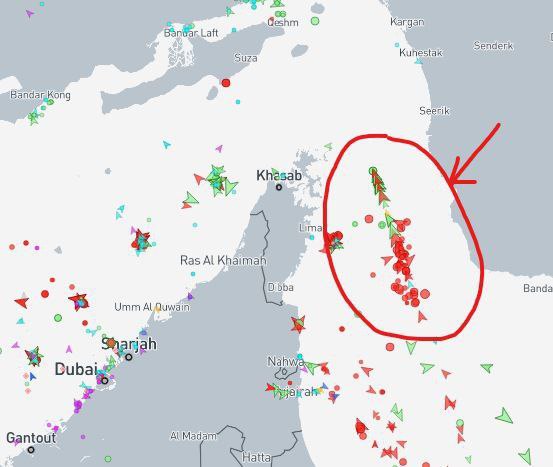 YoCryptoclub's tweet photo. Tankers are lining up in the Strait of Hormuz with their transponders switched off.

20% of the global oil supply runs through that channel. Markets have no idea what happens next.

#Bitcoin #Altcoin #futures #Long #Bullrun 
#Crypto #blockchain #ADA #LCDLFAllStars #LCDLFMX #USA https://t.co/hIDwbxX2Sc
