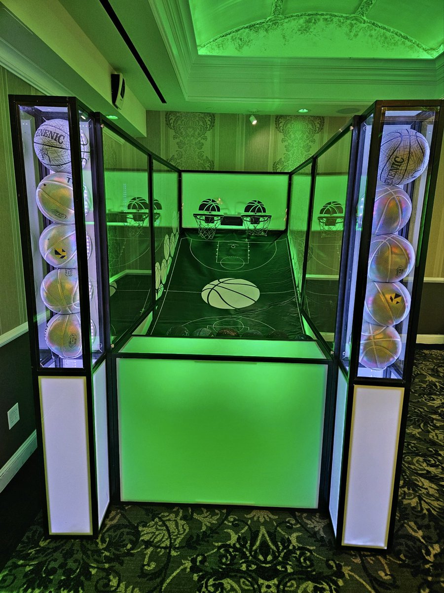 RoyalEntNJ's tweet photo. You walk into an event and see:

LED Football Toss 🏈
LED Basketball 🏀
LED Ping Pong 🏓 
Soccer Billiards ⚽️🎱
Custom Trivia Wheel 🎡

What are you playing first? https://t.co/ysswzhw6zK