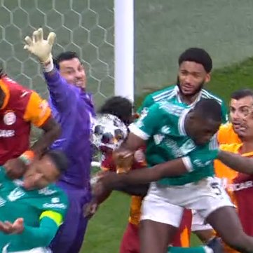The Touchline | 𝐓 tweet media