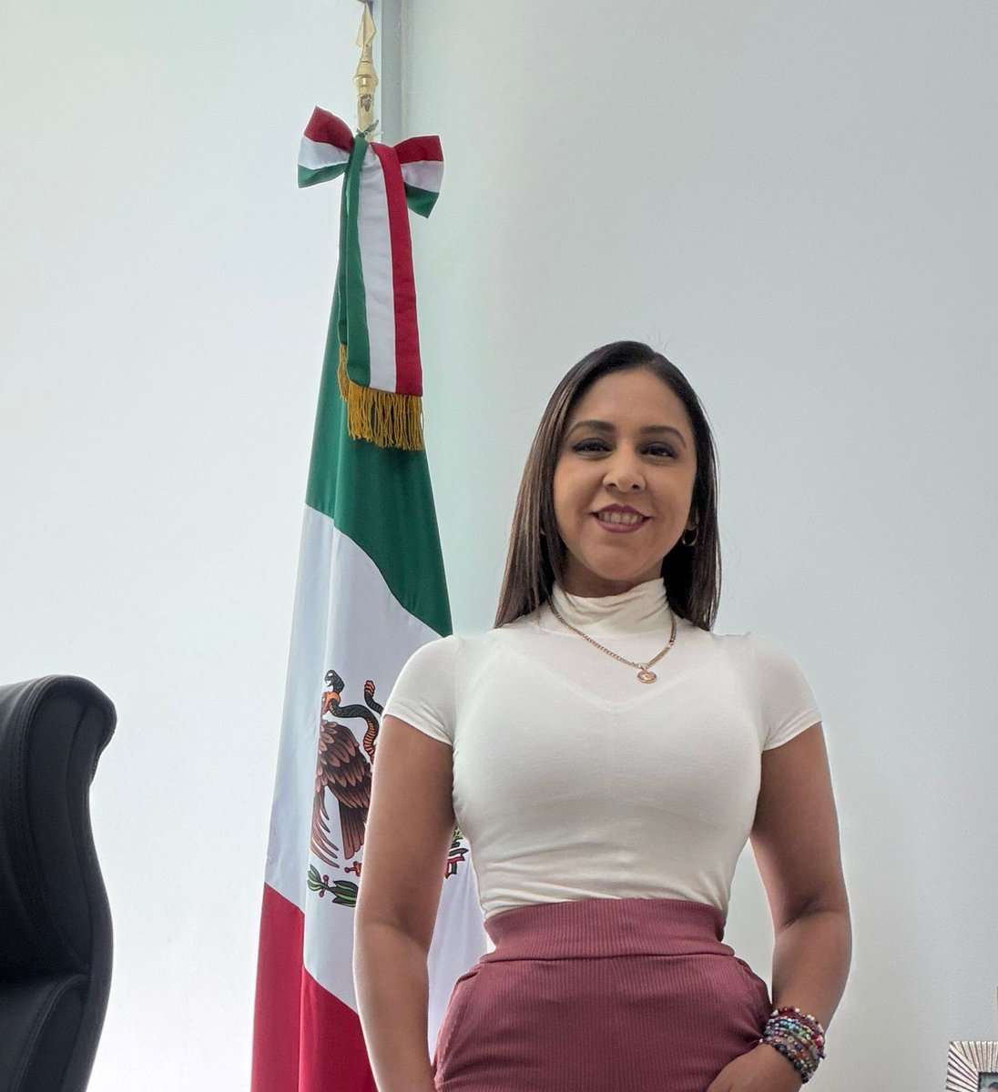 DisplayNoticias's tweet image. ✊🌍 Ser mujer migrante significa enfrentar doble vulnerabilidad  
📌 Violencia, discriminación y desigualdad se suman a los riesgos del tránsito migratorio.
💜 El 8M es memoria, conciencia y acción.

#MujerMigrante #8M #Igualdad #JusticiaSocial #LaTierraQueNosUne