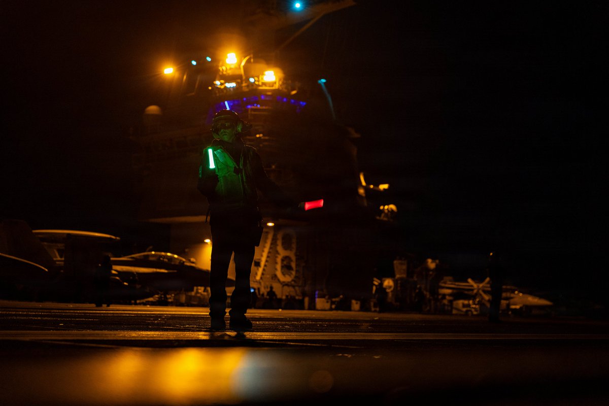 U.S. Central Command-Farsi tweet media