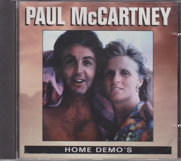 BEATLESMAGAZINE's tweet photo. PAUL MCCARTNEY HOME DEMOS🟠This Bootleg and many more can be found here: https://t.co/jFuD3IKKnU #Bootleg #Catalog #bootlegs #demos #rehearsals #live #concert #album #collection #rarities #sessions #specialedition #thebeatles #johnlennon #paulmccartney #georgeharrison #ringostarr https://t.co/eIVkDyx64G