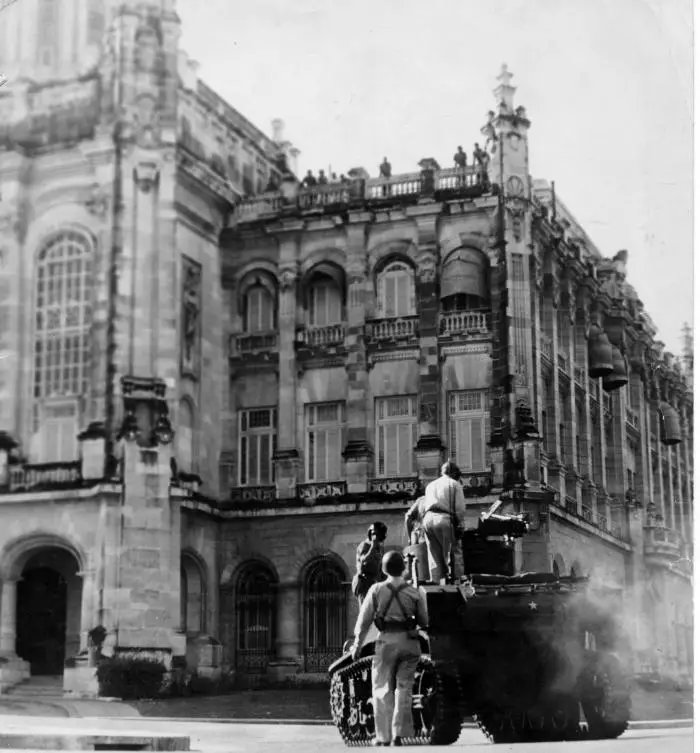 Complicidad para un zarpazo. matanceros.gob.cu/es/actualidad/…
#Matanzas #MatancerosEnVictoria