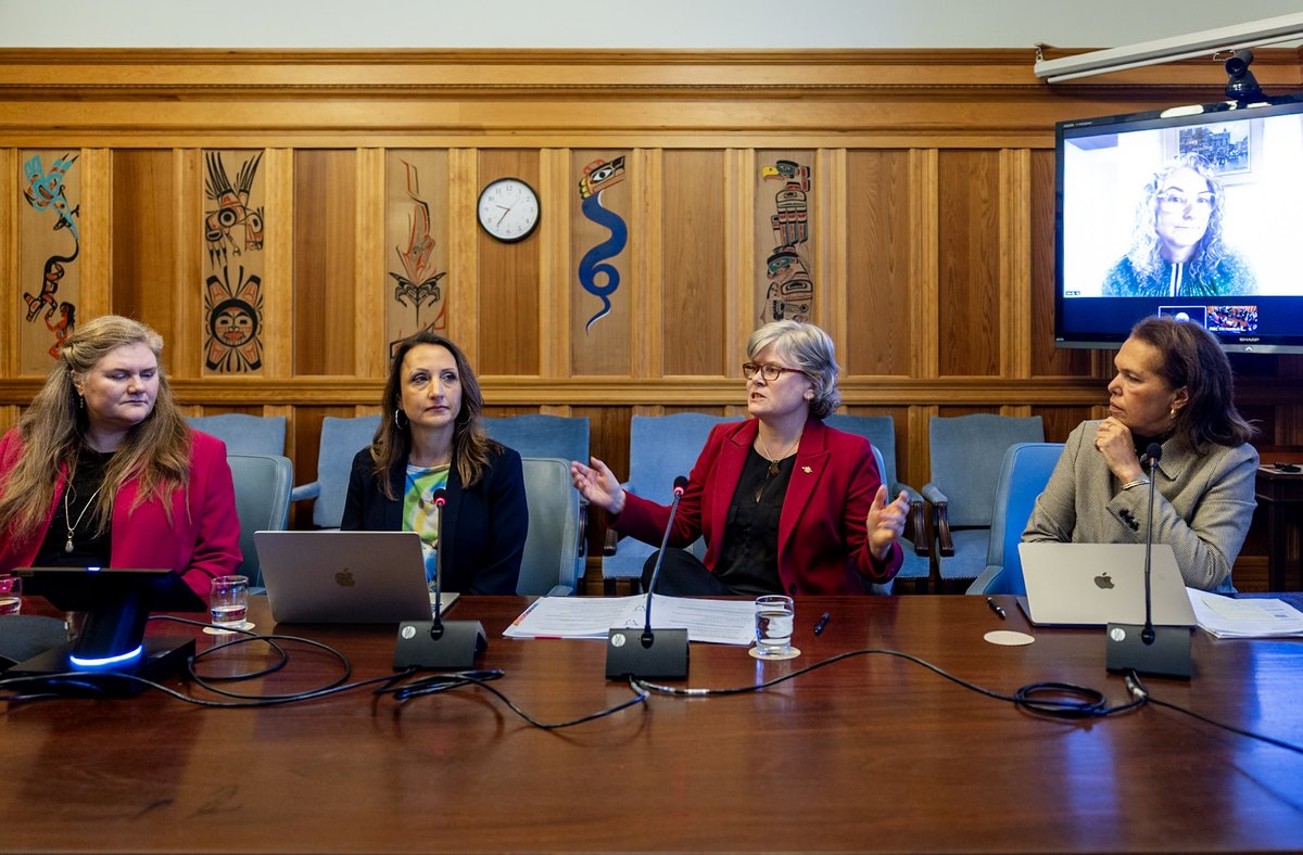 Josie Osborne 🇨🇦 tweet media