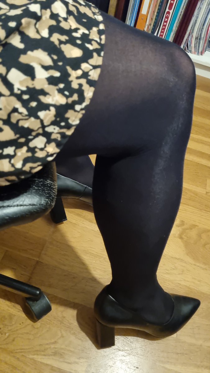 Sissy Hostess tweet media