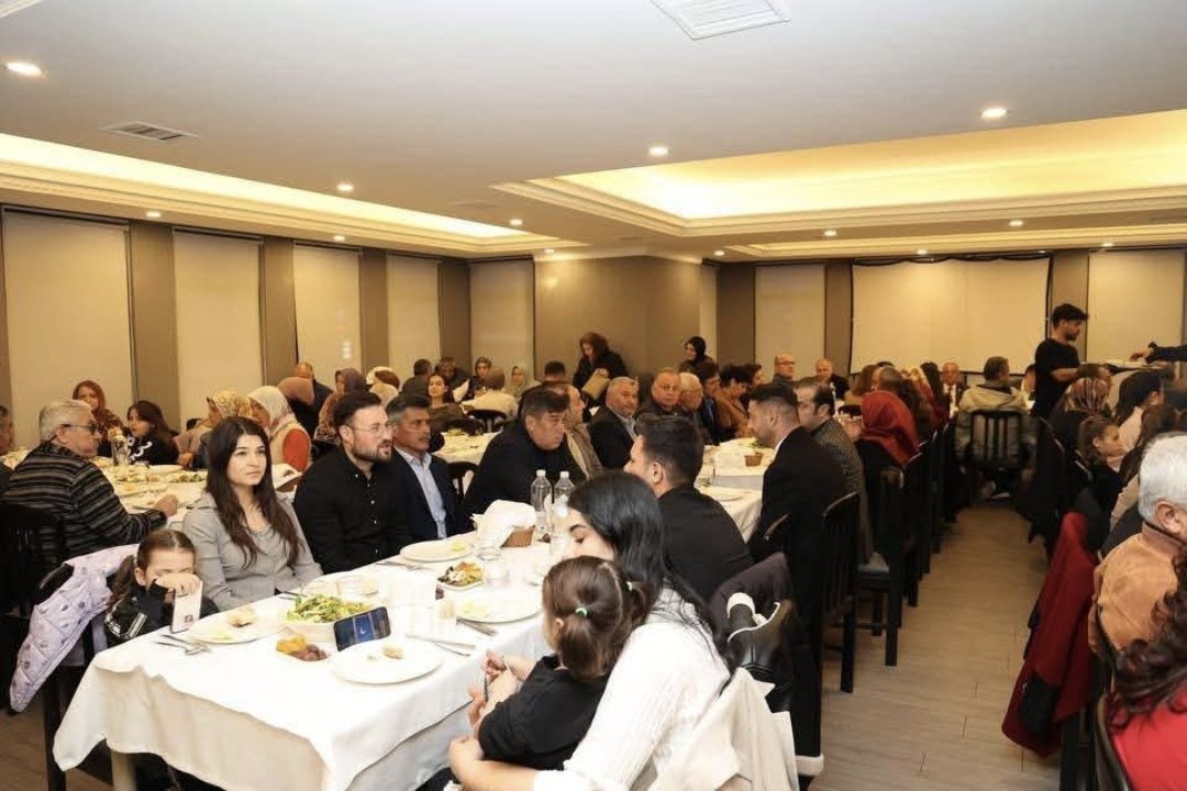 AkkadinSh's tweet photo. Teşkilatımızın kıymetli mensuplarıyla Büyük Teşkilat İftar Programında bir araya gelmenin mutluluğunu yaşadık. 

Milletvekilimiz KİT Komisyonu Başkanımız Sn.Mustafa Savaş ,Sultanhisar Kaymakamımız Sn.Ali Ekber Ateş, Belediye Başkanımız Sn.Osman Yıldırımkaya, İl Kadın Kolları https://t.co/Ve7DXJMzBr