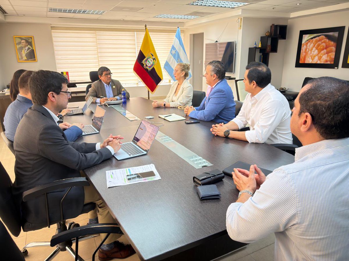 Clúster Bananero del Ecuador tweet media