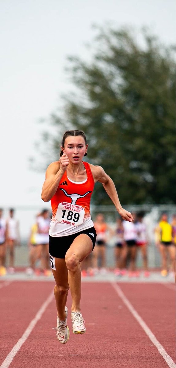 Coach Amy Mills-Villaseñor tweet media