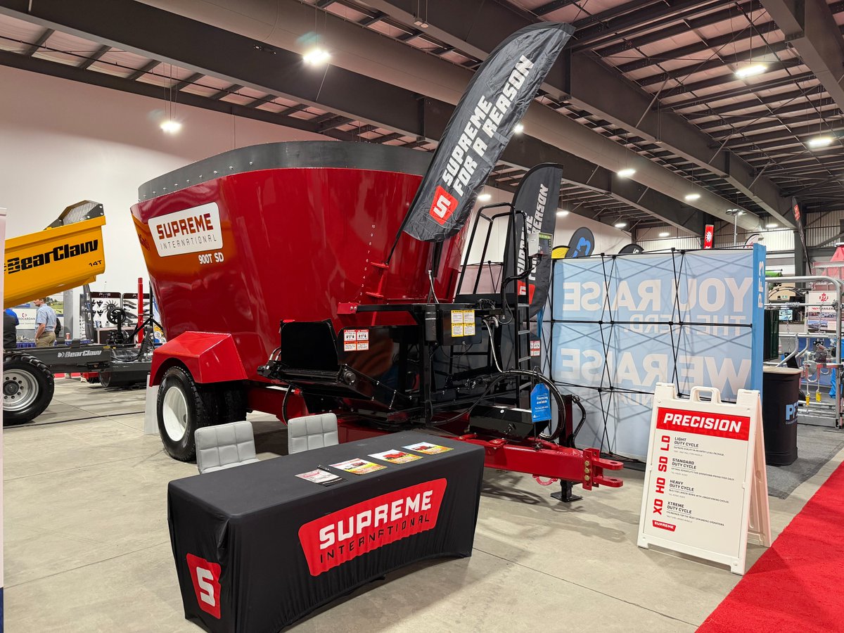 SupremeInternational tweet media