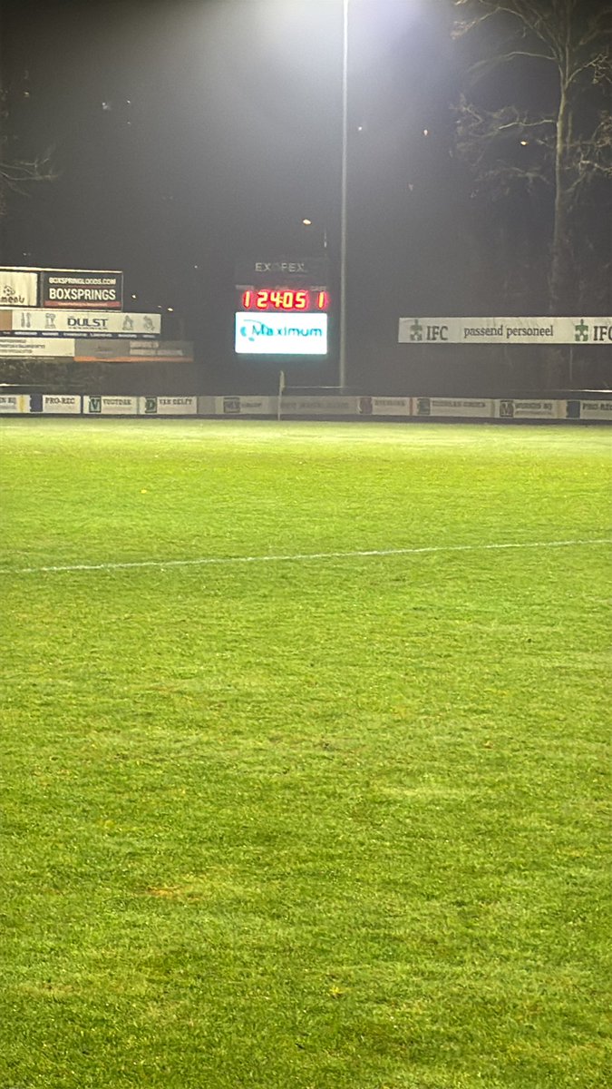 V.V. Capelle tweet media