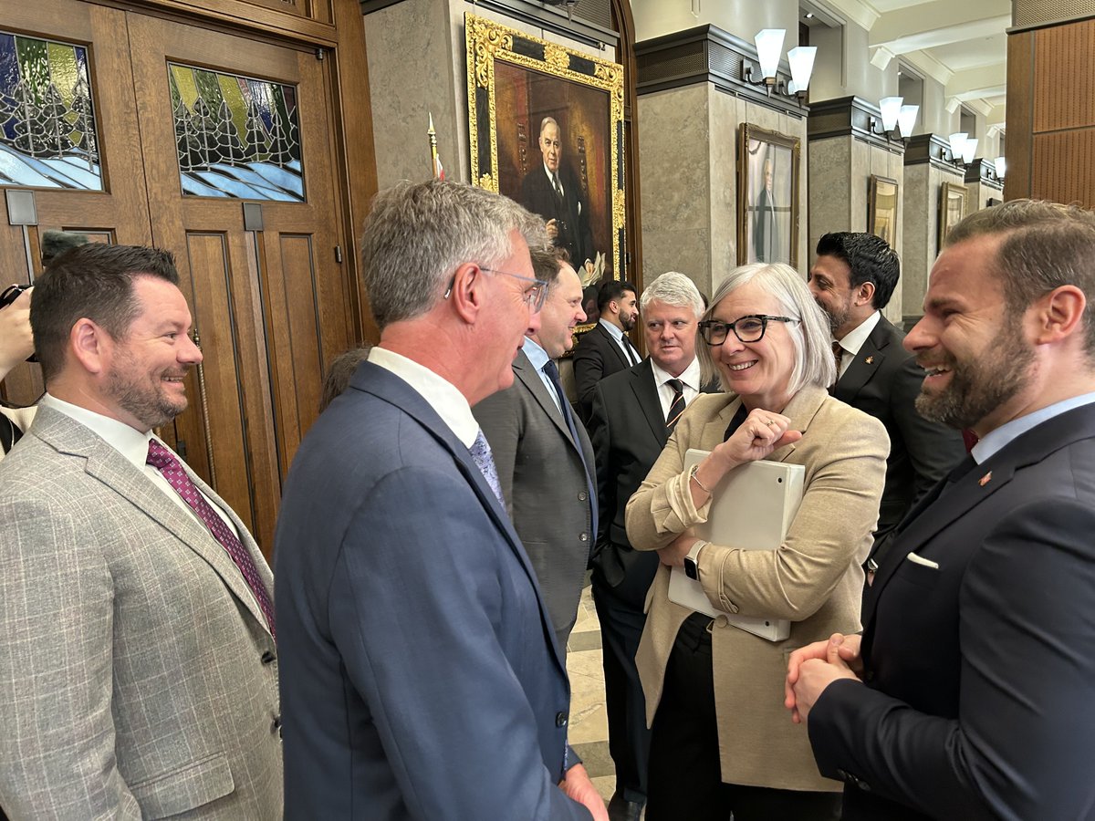 Emploi et Développement social Canada tweet media