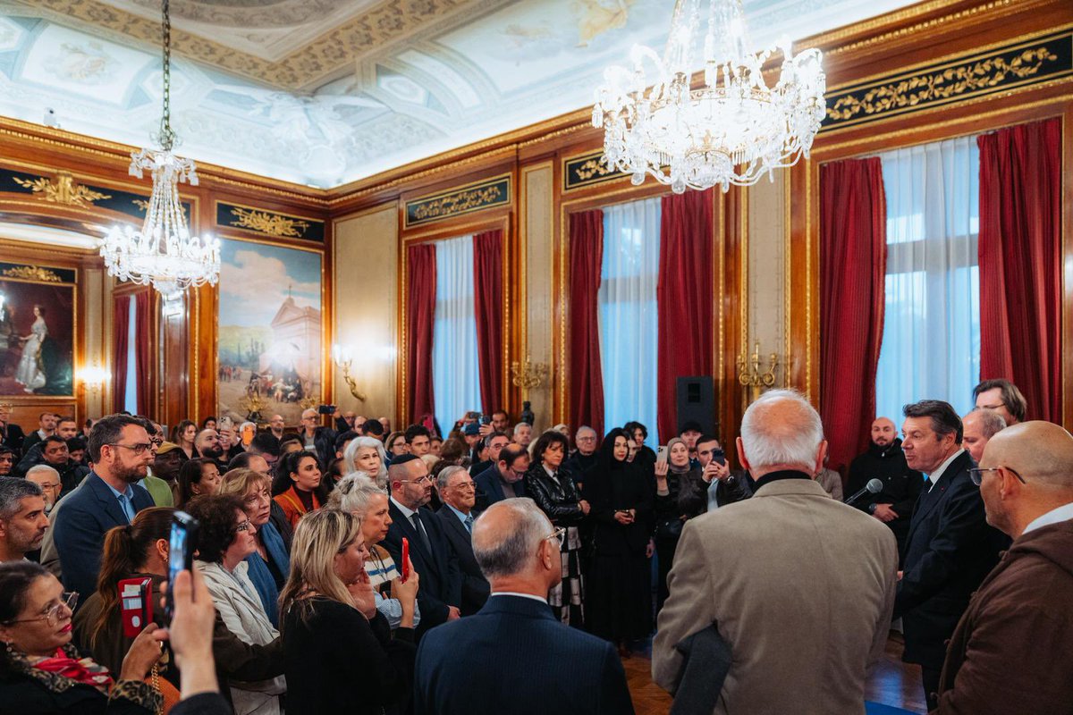 anthony_borre's tweet photo. À la Villa Masséna, aux côtés du maire de Nice pour la rupture fraternelle du jeûne.
Un moment de partage qui rappelle l’essentiel : à Nice, quelles que soient nos croyances, nous sommes unis par les valeurs de fraternité, de respect et de laïcité qui font vivre notre République. https://t.co/PbrkdFti5R