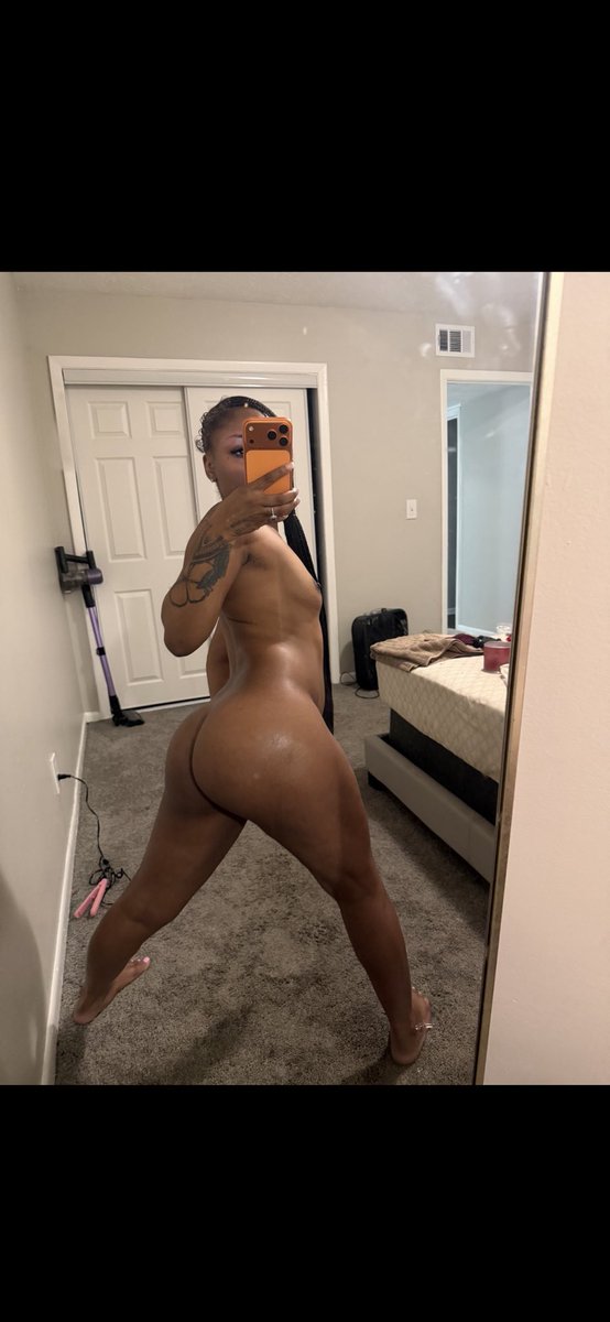 Kayla tweet media