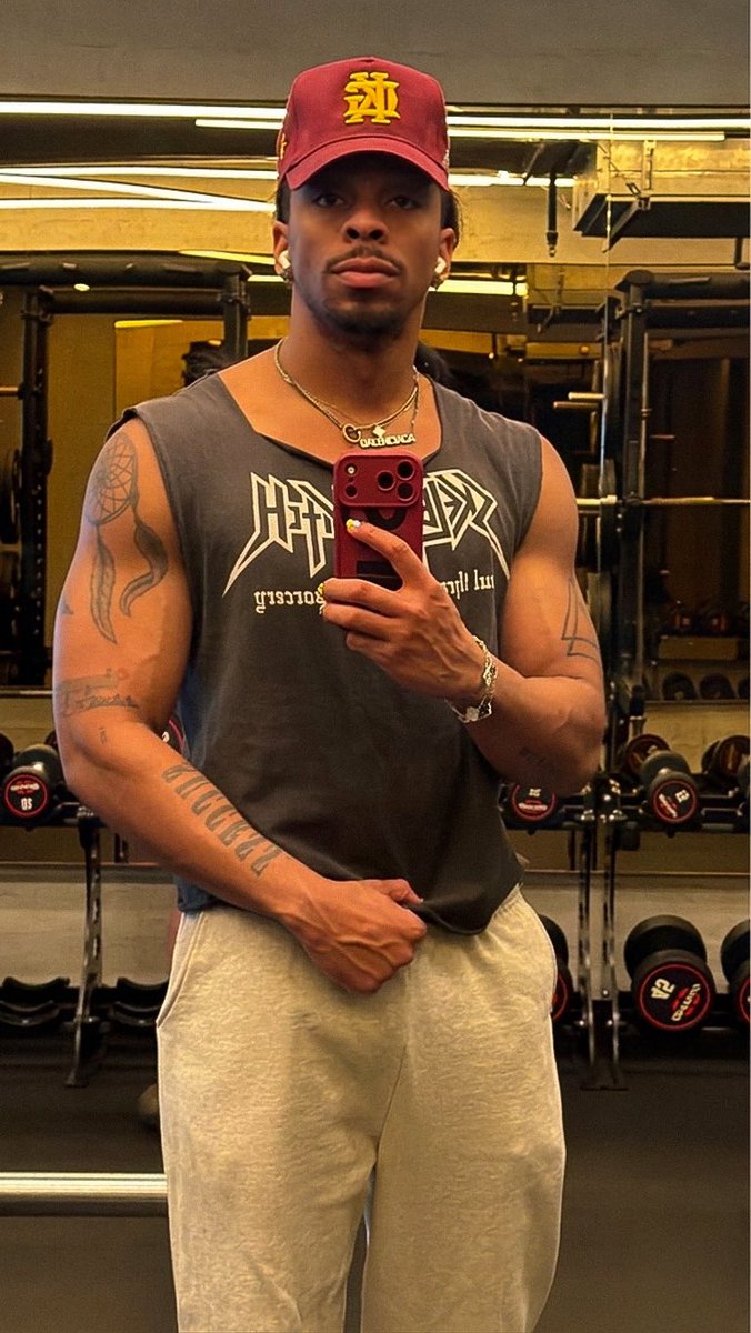 Dexter Carr tweet media