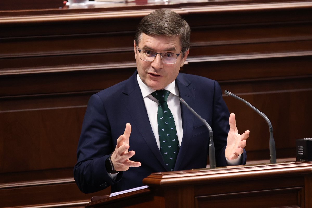 Parlamento Canarias tweet media