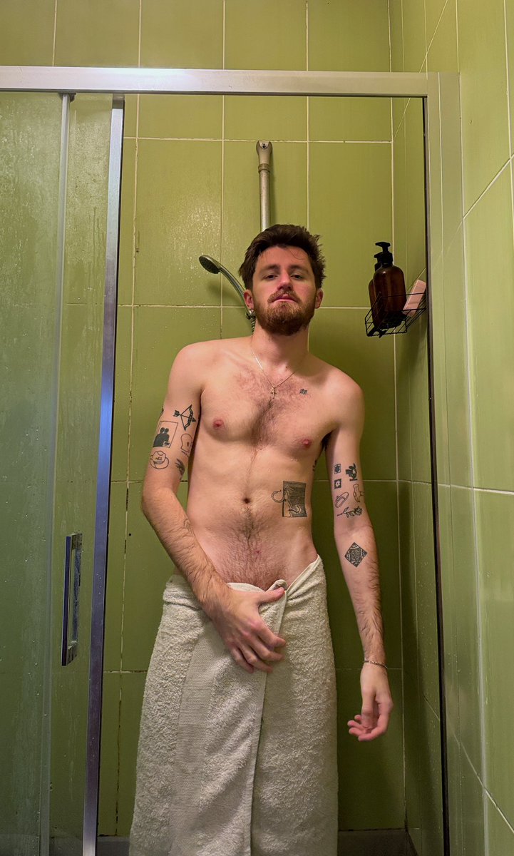 ANDY ᱬ tweet media