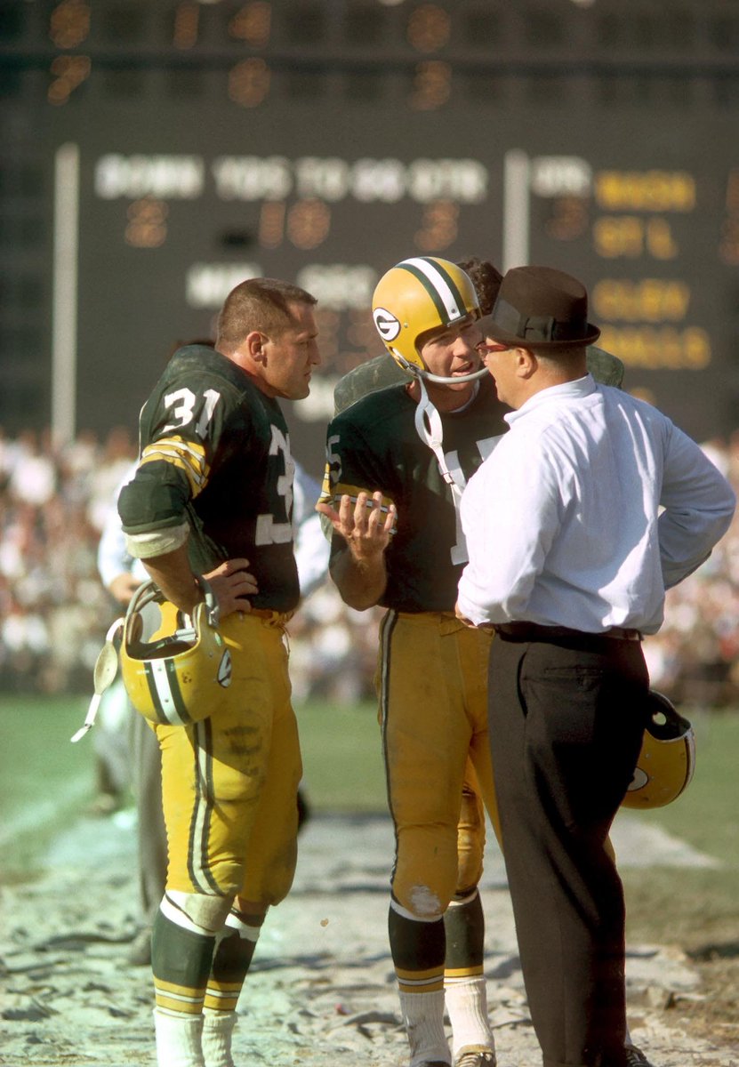 Football’s Greatest Moments tweet media