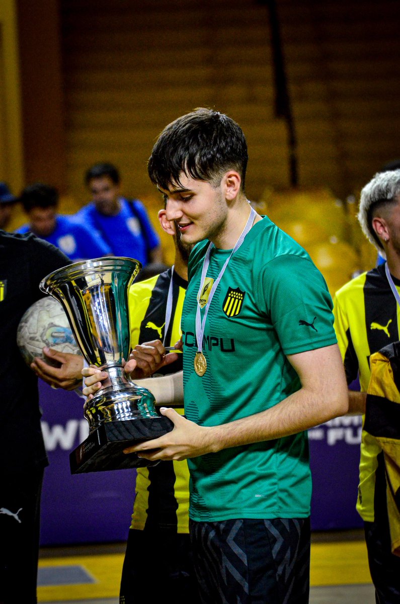 PEÑAROL | e-Sports tweet media