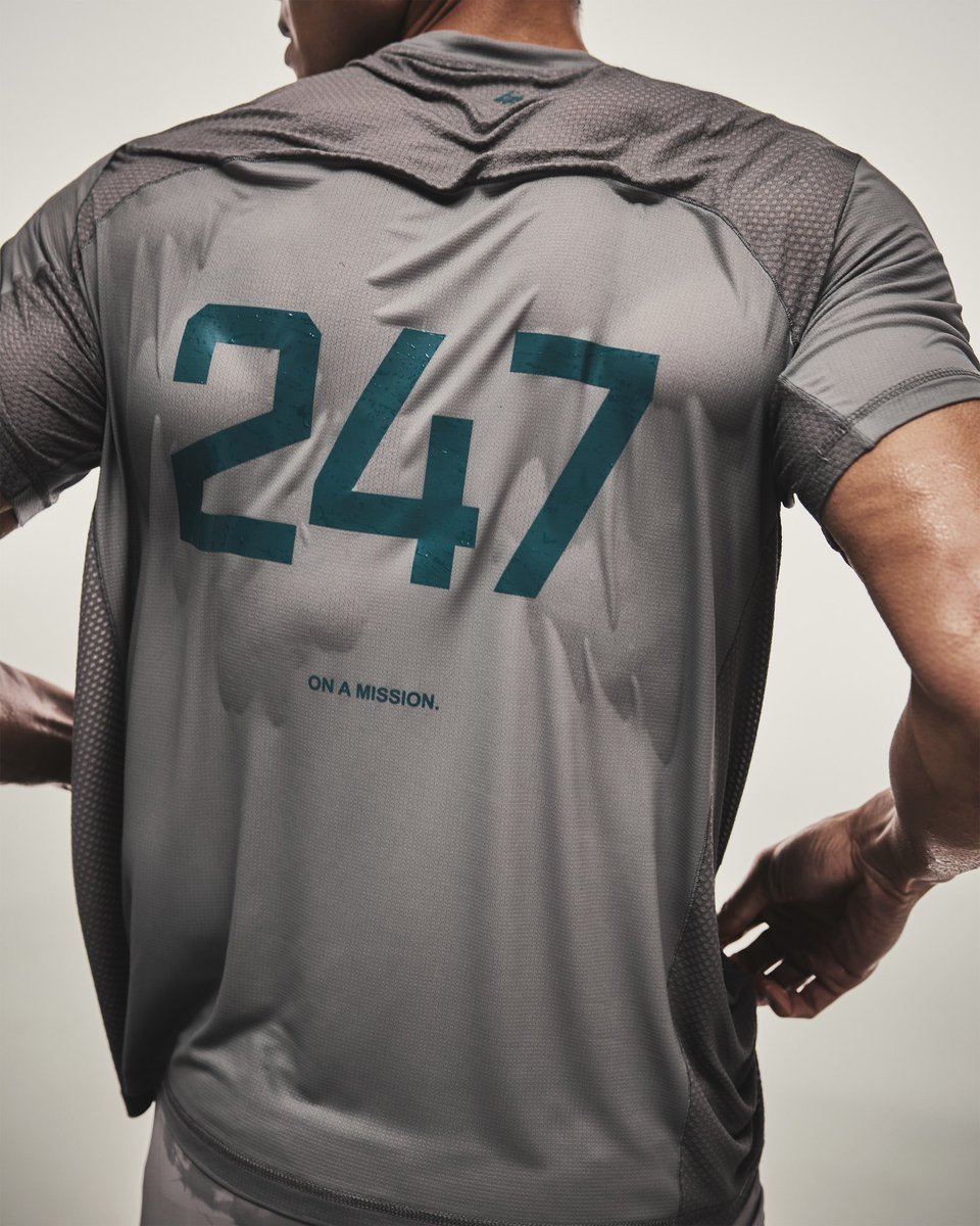 247 Represent tweet media